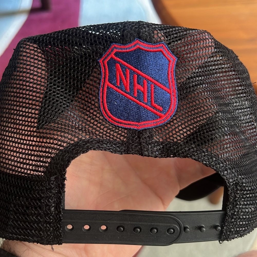 New York Rangers Mesh Snap Back - Picture 2 of 7